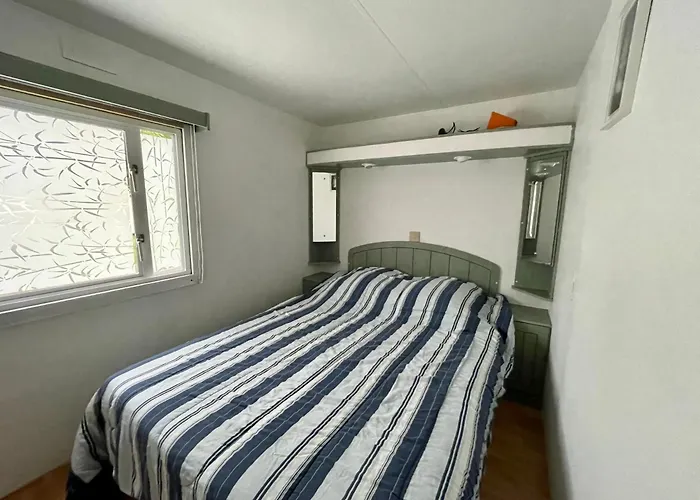 Atypical Mobile 4 Bedrooms 2 Bathrooms - Family Jf02