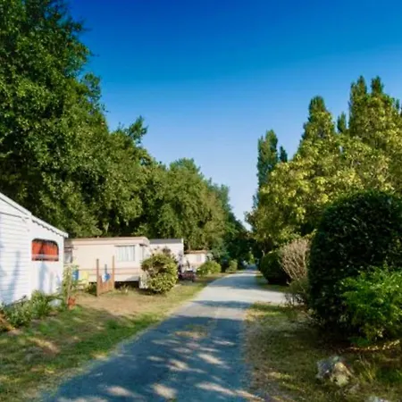 別荘 Atypical Mobile 4 Bedrooms 2 Bathrooms - Family Jf02