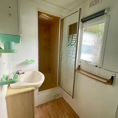 Atypical Mobile 4 Bedrooms 2 Bathrooms - Family Jf02 レ・マトゥ